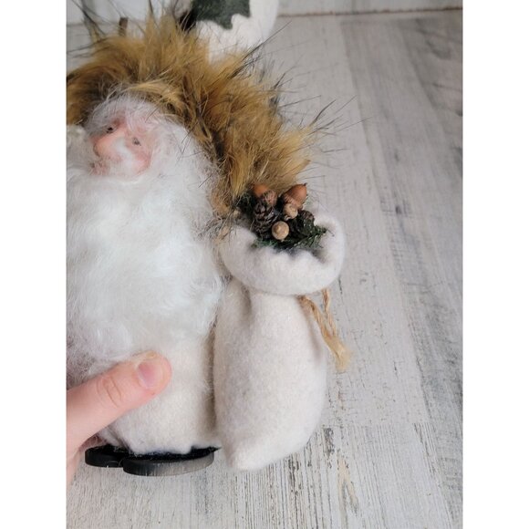 Elea santa claus swirl hat White plush home decor - Picture 4 of 7